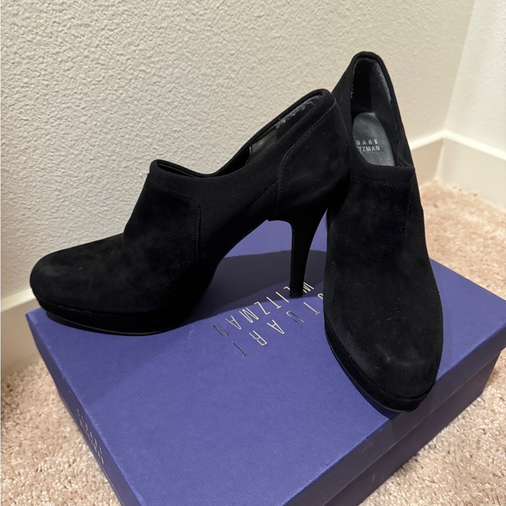 Stuart Weitzman Holdme Bootie Womens 7 Black Suede Slip On Pump